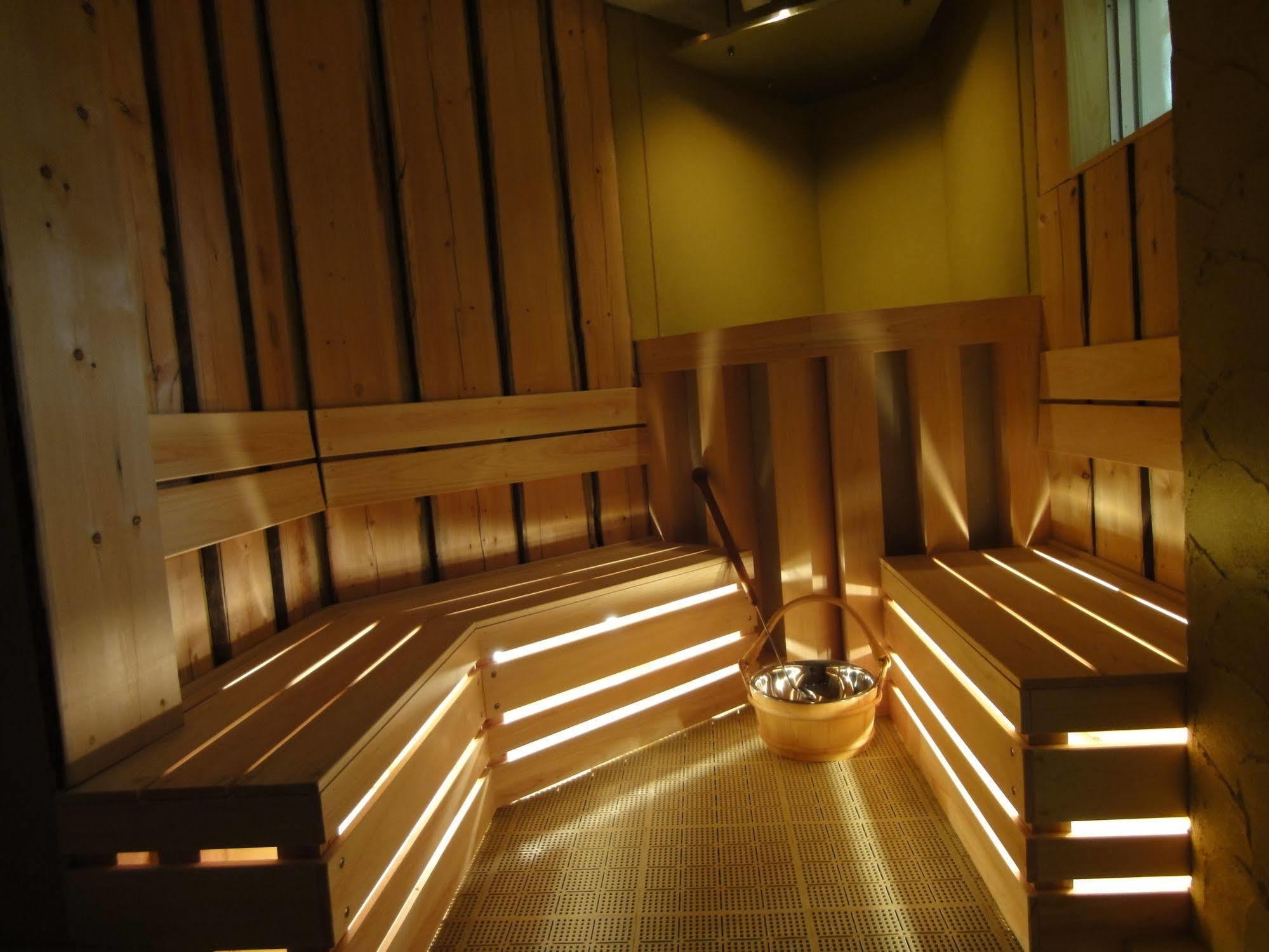 Wellbe Meieki Nagoya Exterior photo