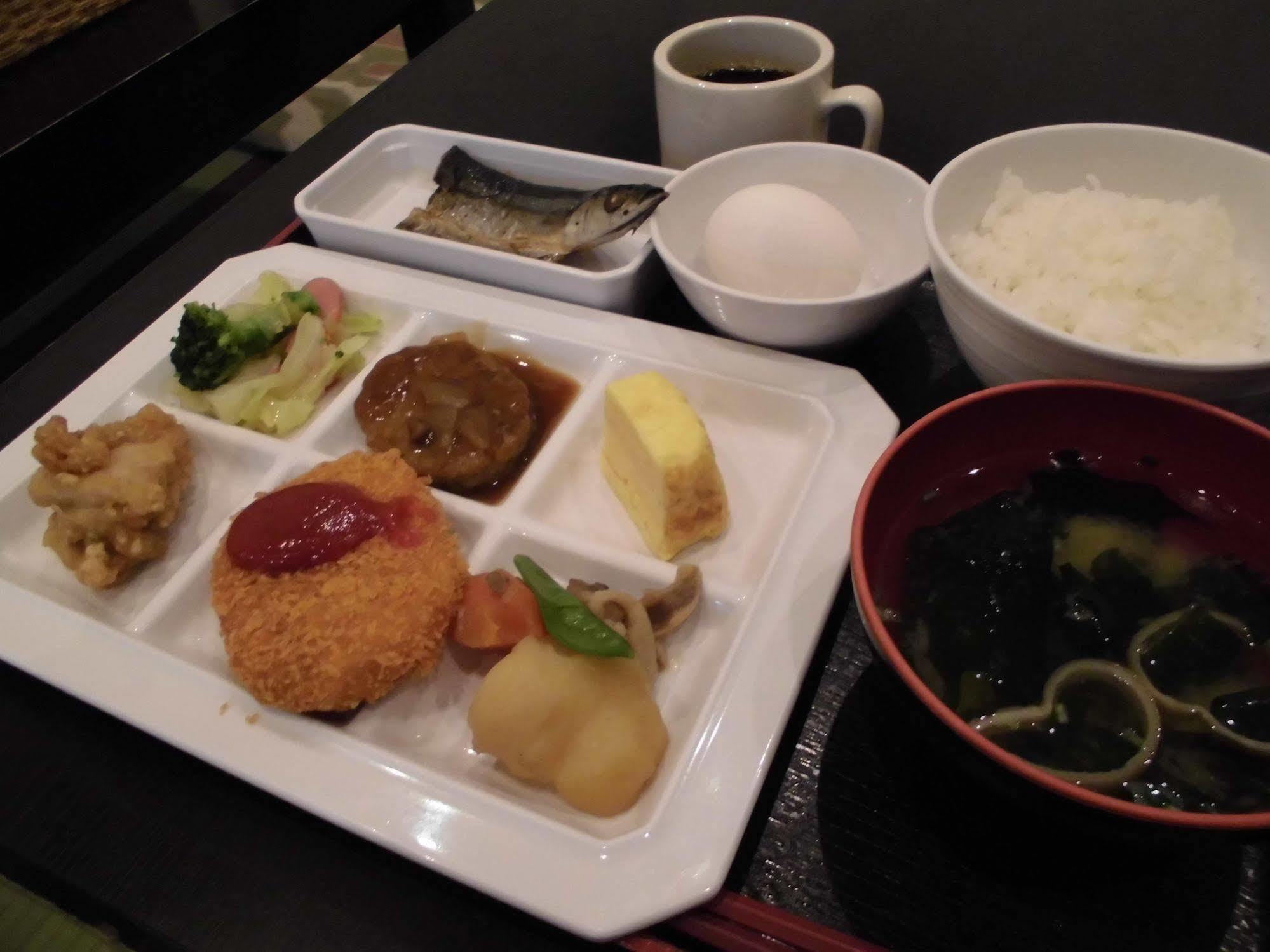 Wellbe Meieki Nagoya Exterior photo